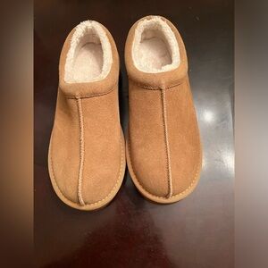 AUDEN Women's Suede Fur Lined Clog Mule Sandals Slider size 8 NWT